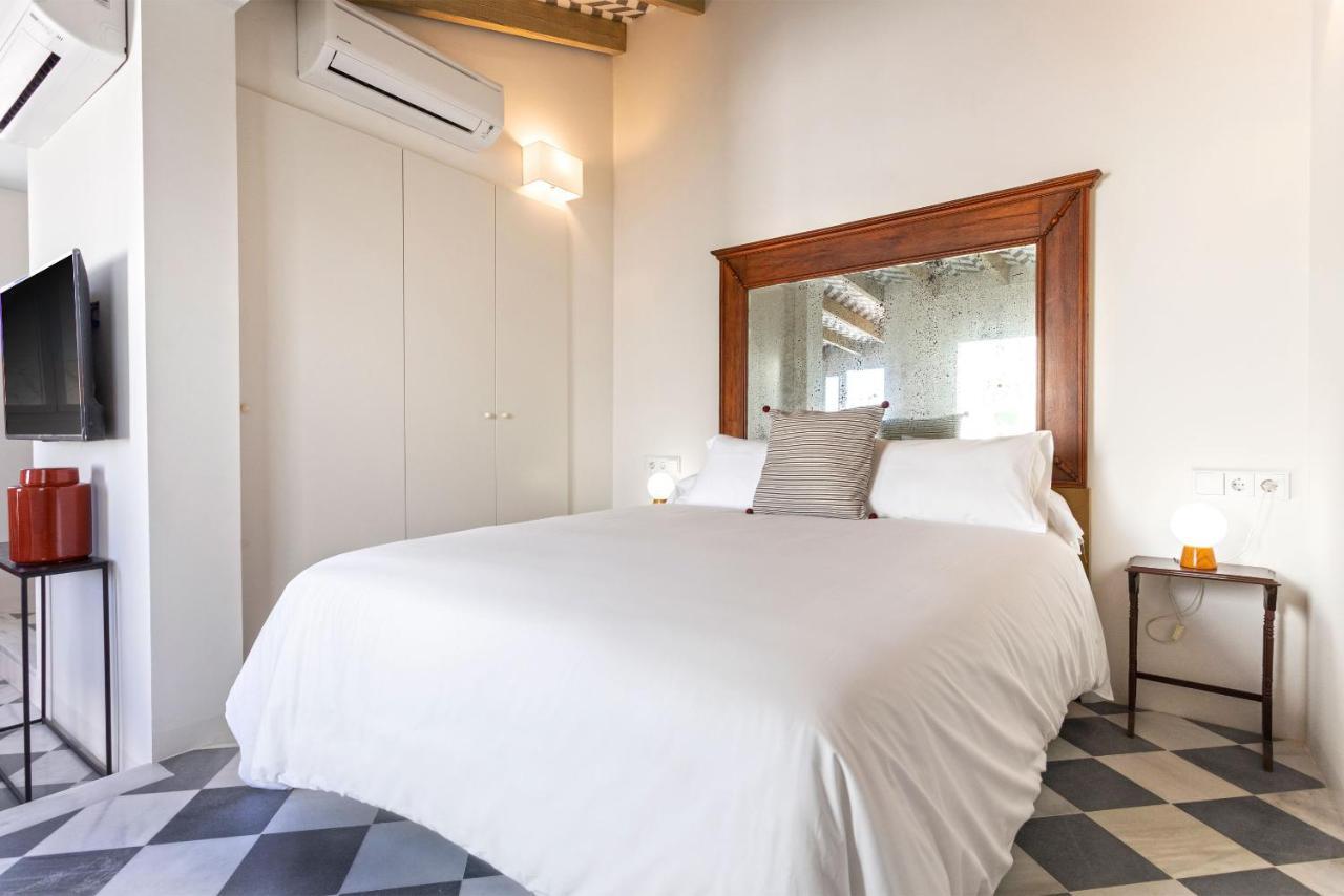 Genteel Home San Laureano Sevilla Eksteriør bilde