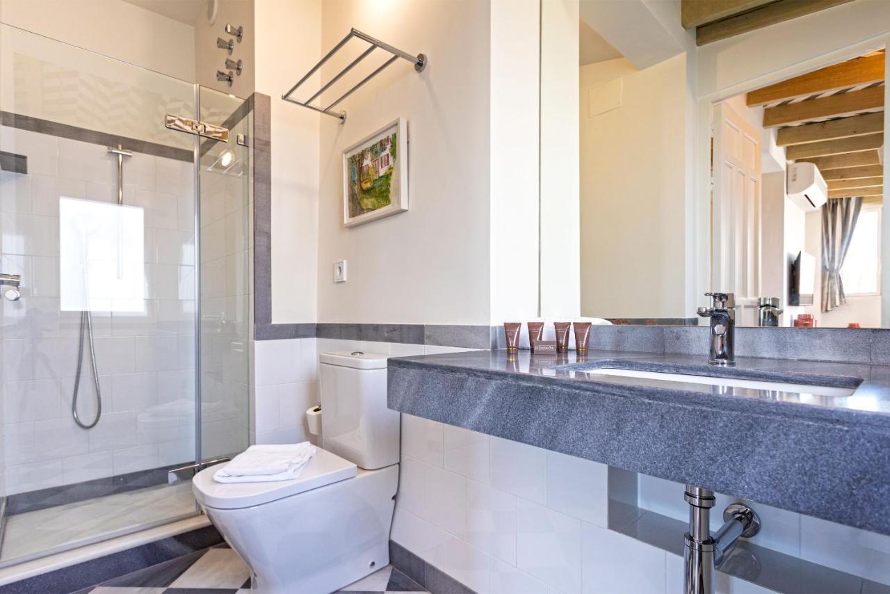 Genteel Home San Laureano Sevilla Eksteriør bilde
